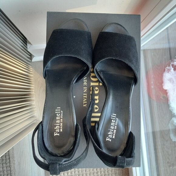 Fabianelli Black Suede Ankle Strap Block Heel Sandals Sz 38/ 7 -7.5 ITALY - Picture 3 of 16